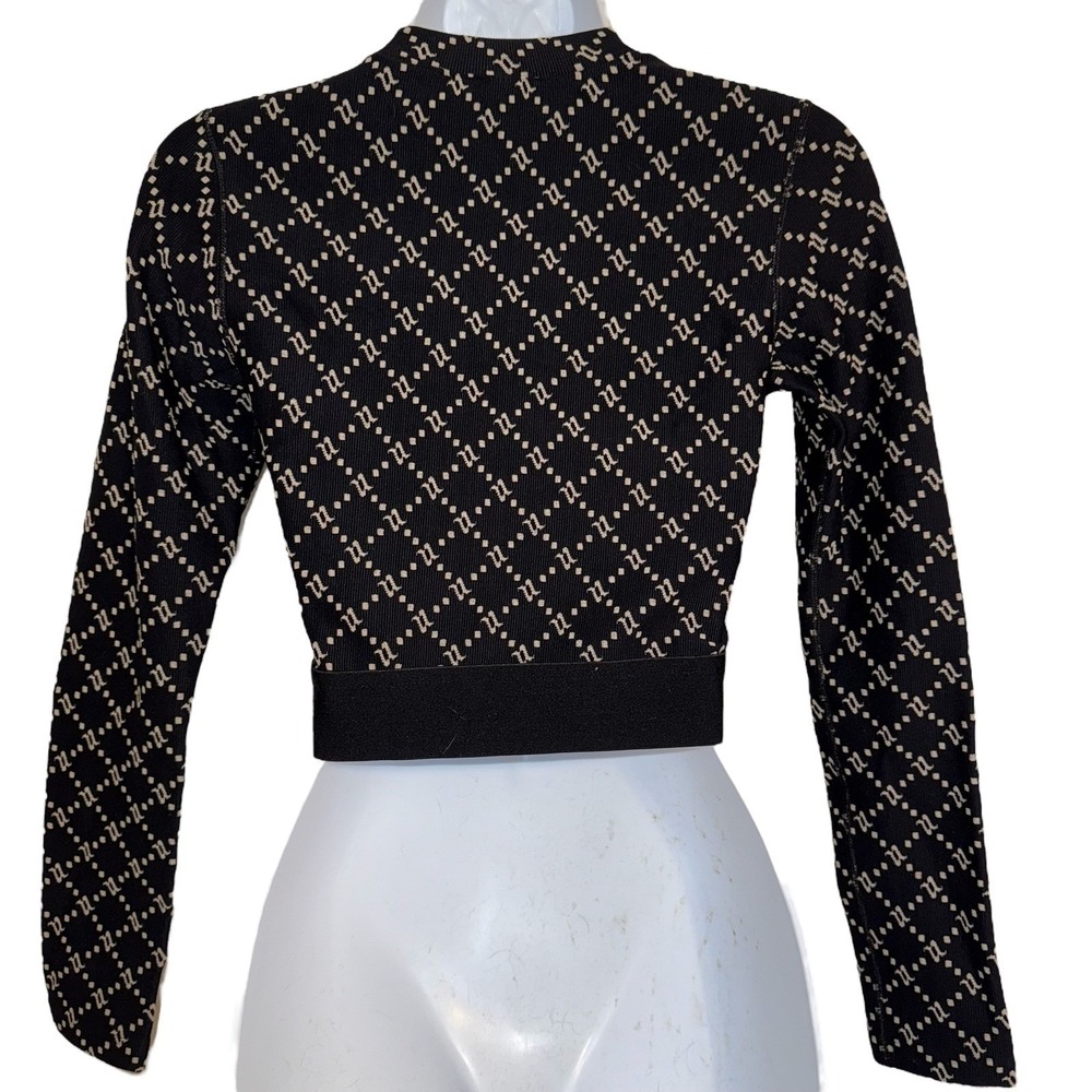 NOLI Fitted Long Sleeve Crop Logo Jacquard Print Athleisure Top EUC Size Small‎ - Picture 5 of 7